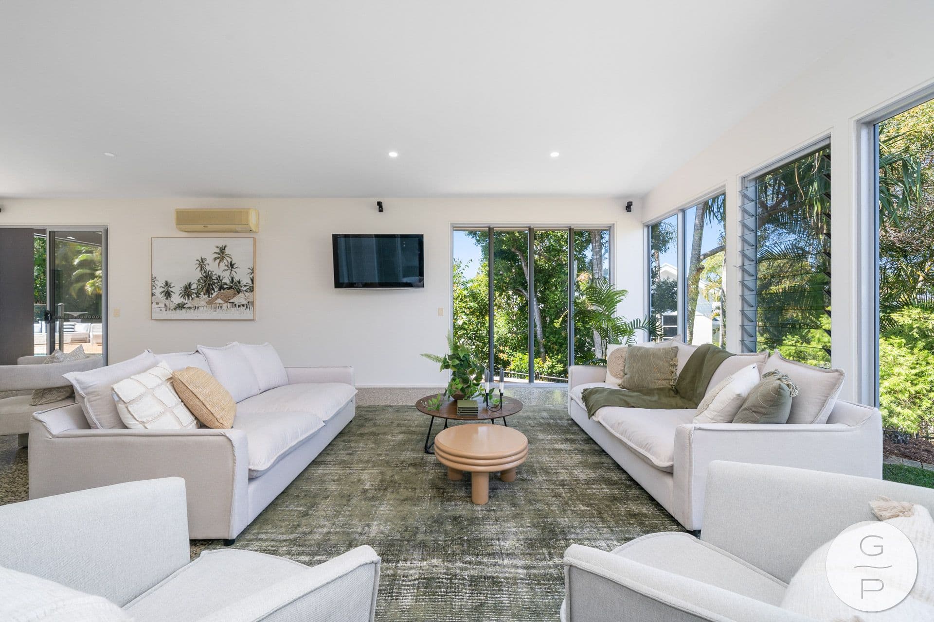 7061 Riverview Crescent, Sanctuary Cove QLD 4212, Sanctuary Cove - Thumbnail 3