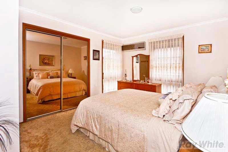 20  Bettong Crescent, BOSSLEY PARK NSW 2176, Bossley Park - Thumbnail 4