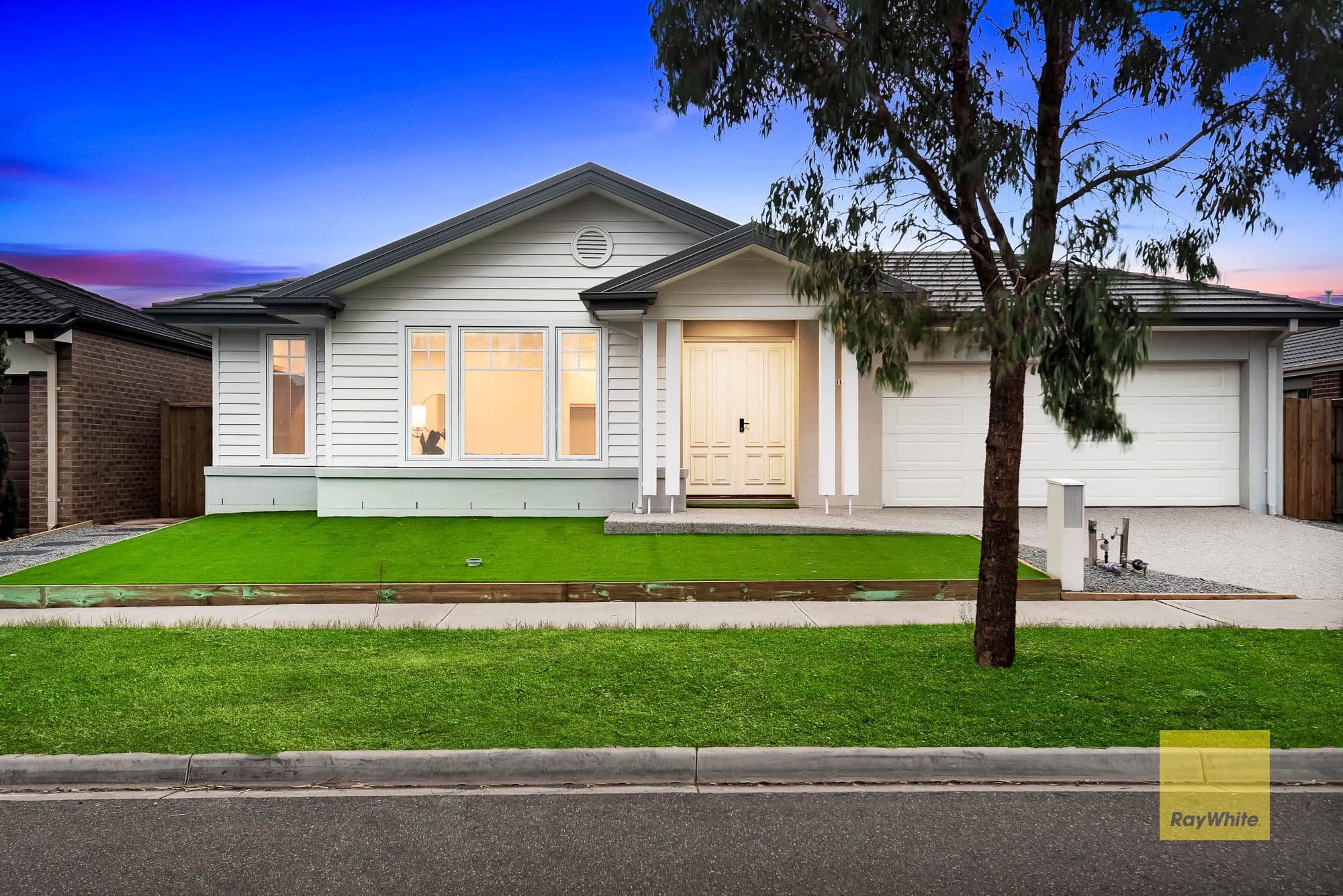 10 Lumbrook Parade, Truganina VIC 3029, Truganina - Image 1