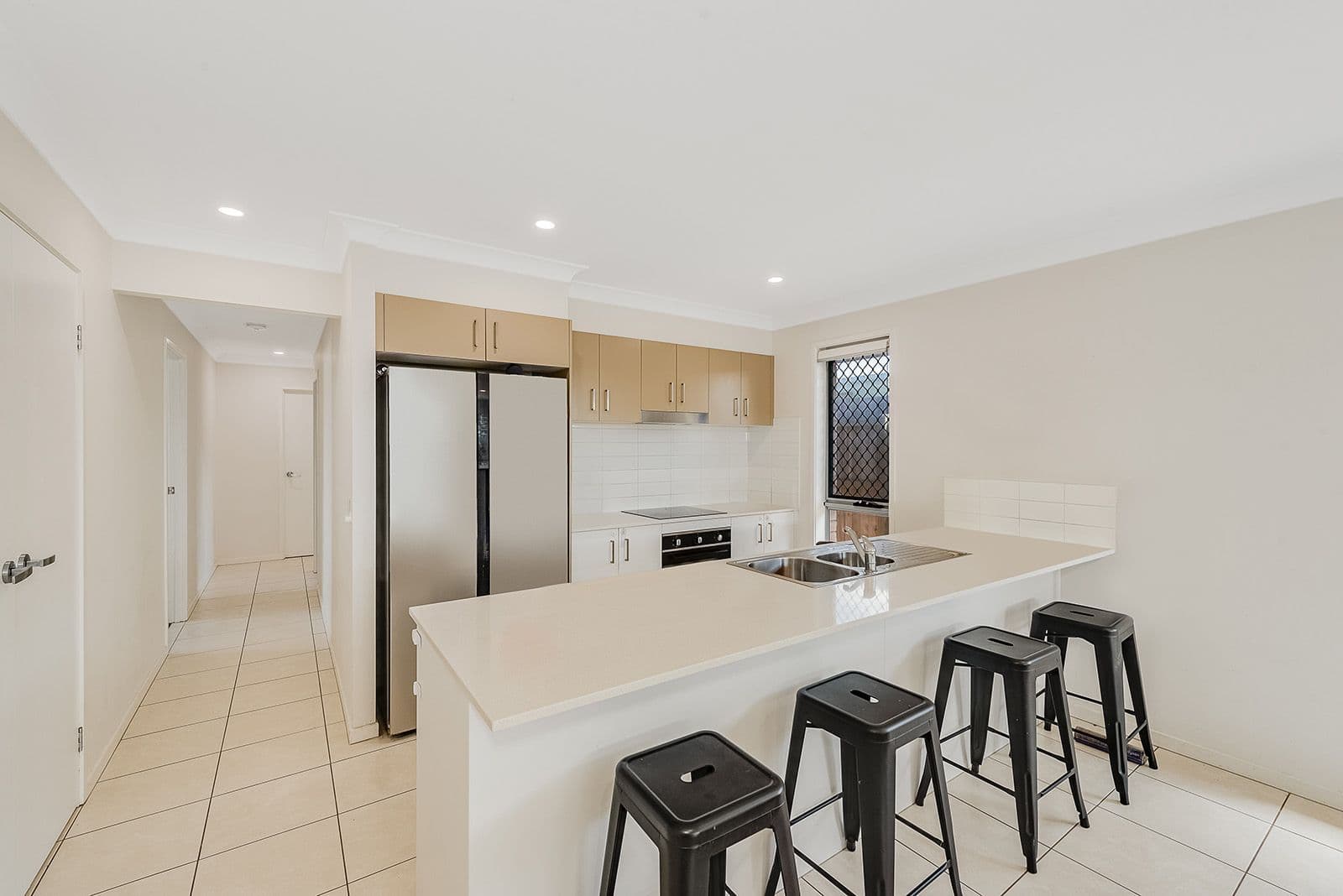 11 Beck Street, Park Ridge QLD 4125, Park Ridge - Thumbnail 2