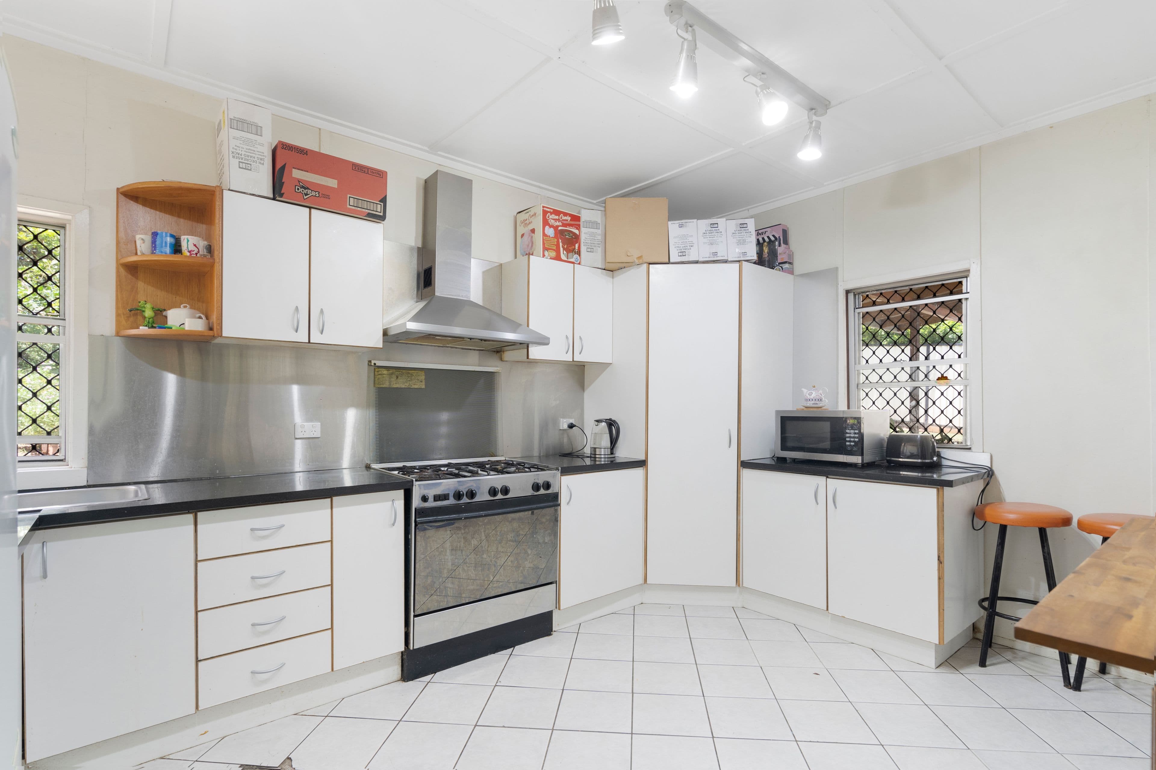 18A Laughlin Street, Kingston QLD 4114, Kingston - Thumbnail 3