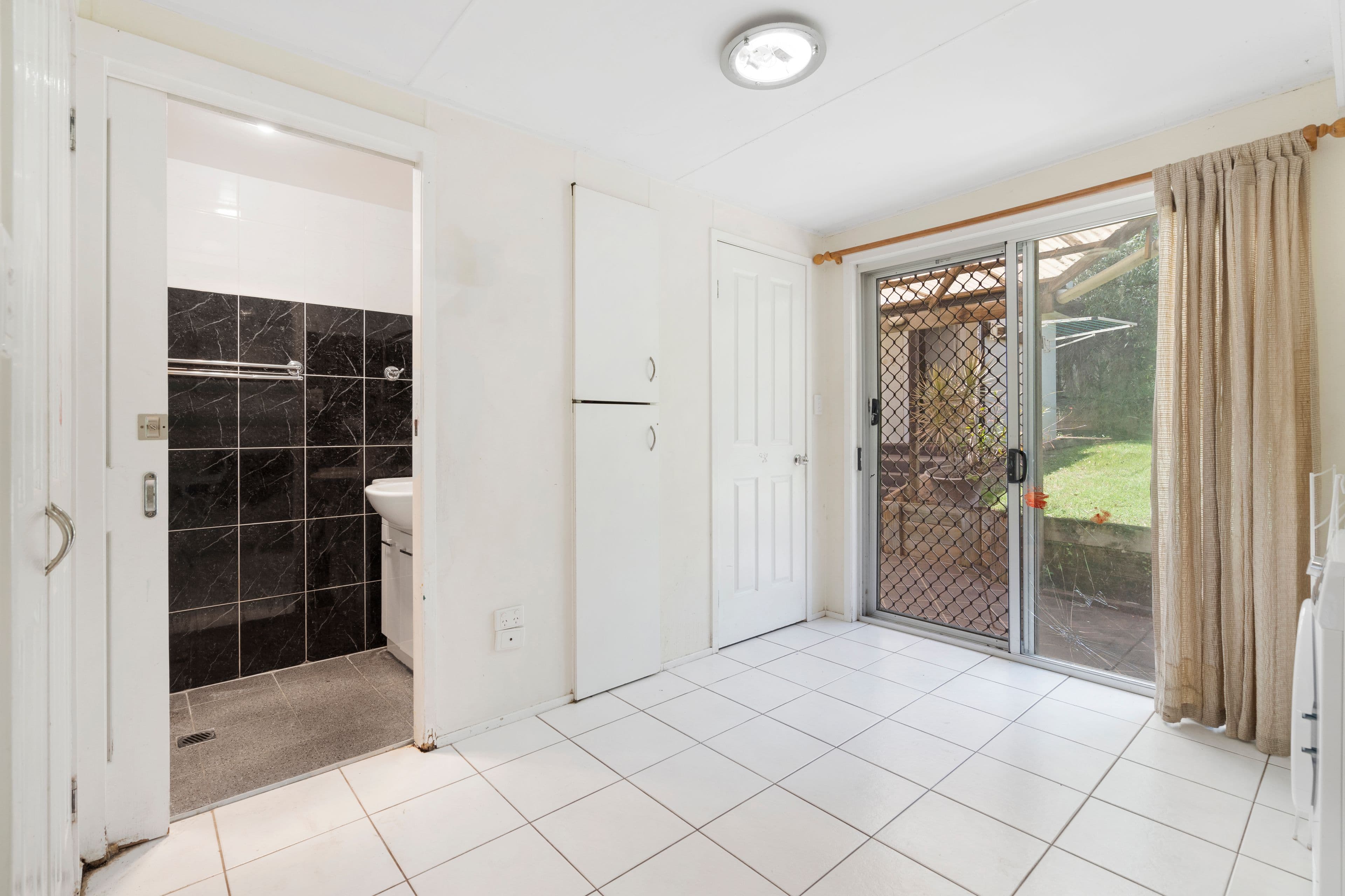 18A Laughlin Street, Kingston QLD 4114, Kingston - Thumbnail 4