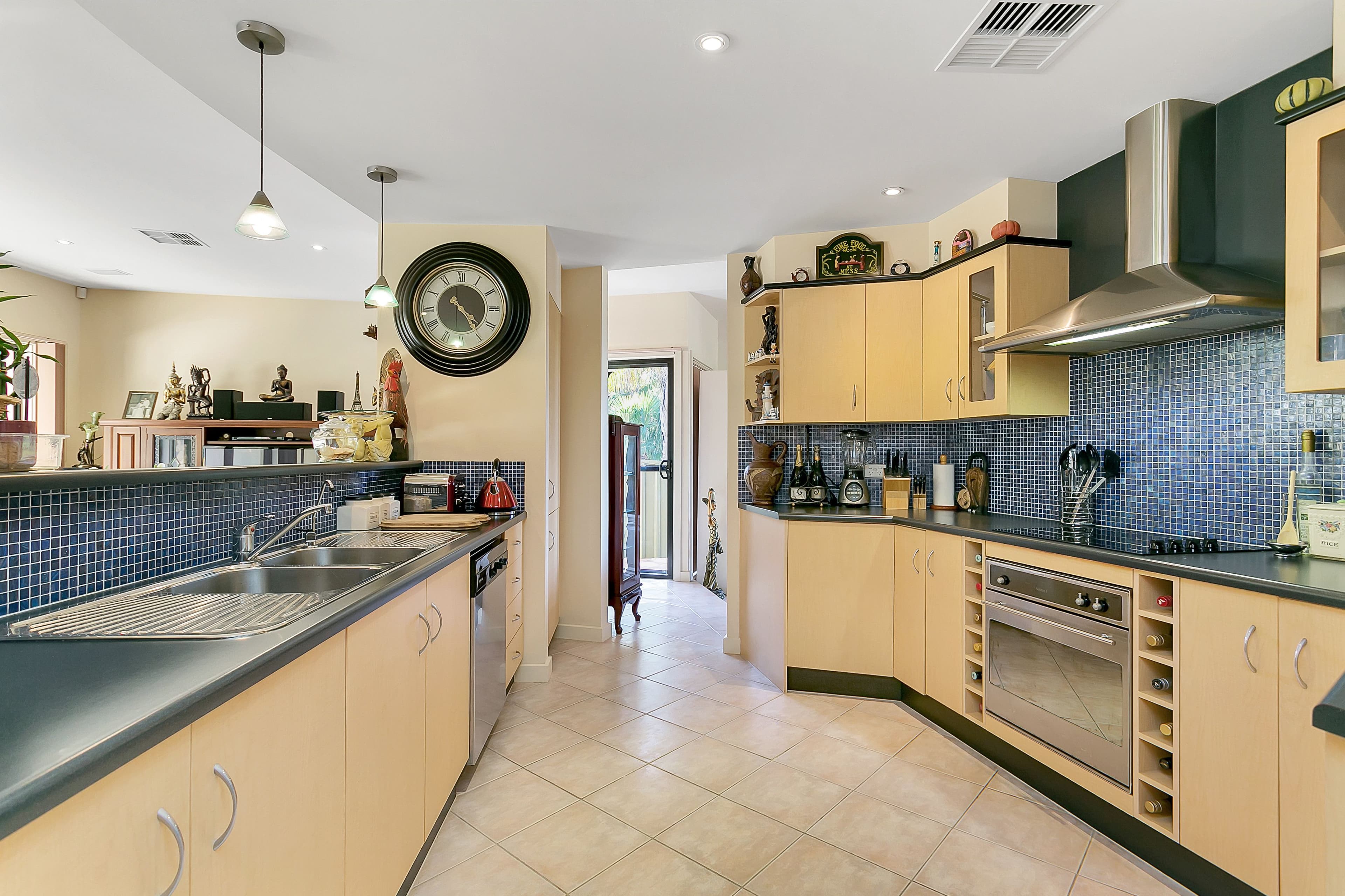 8 Courageous Avenue, Happy Valley SA 5159, Happy Valley - Thumbnail 4