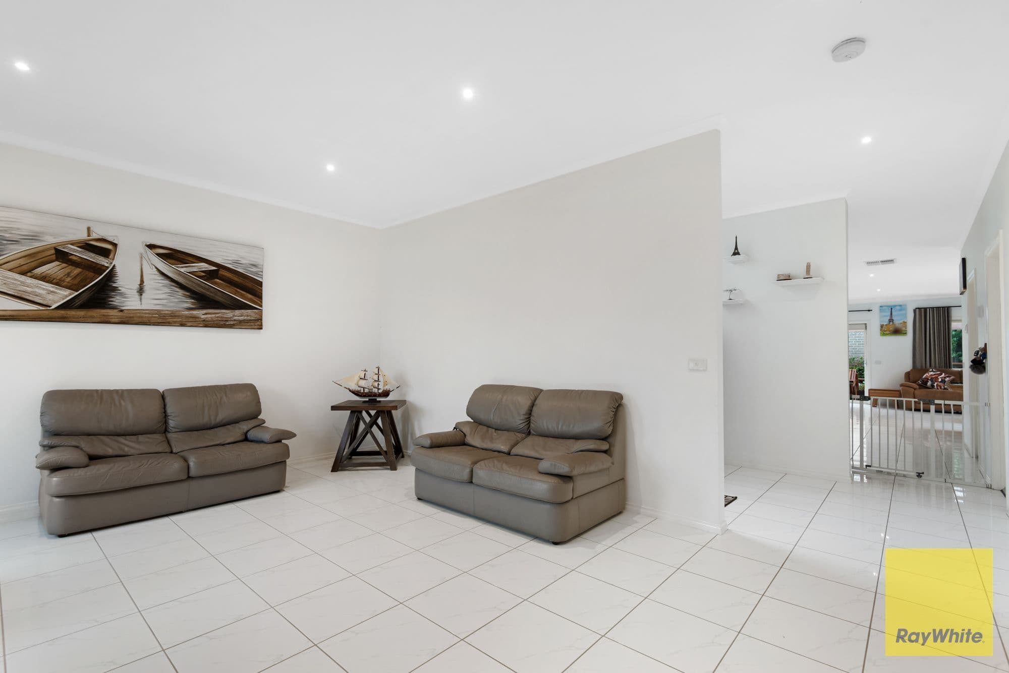 15 Tuana Place, Truganina VIC 3029, Truganina - Thumbnail 4