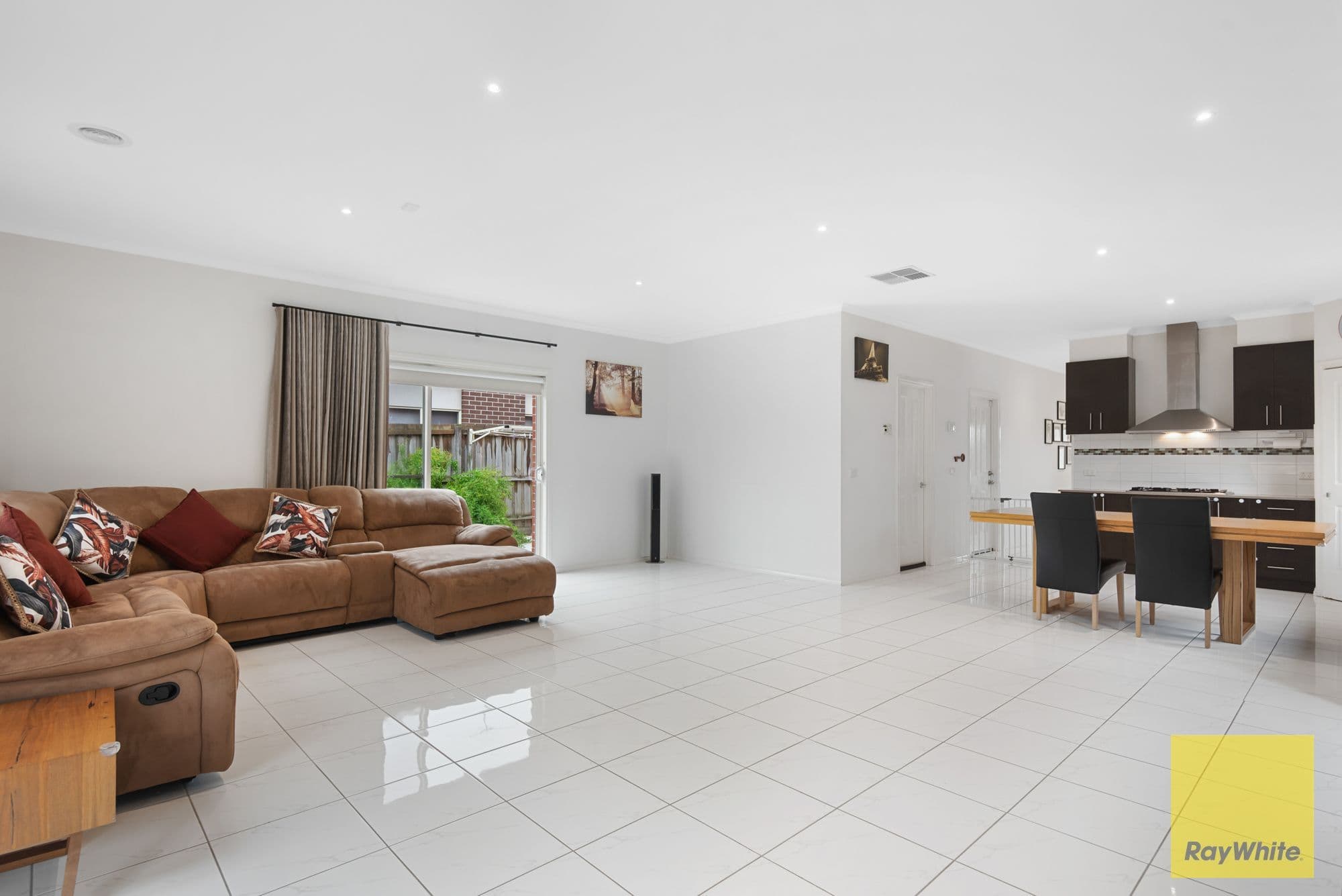 15 Tuana Place, Truganina VIC 3029, Truganina - Thumbnail 7