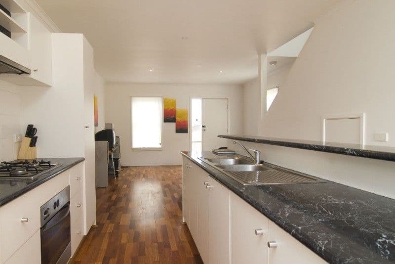 30b Regency Place, STRATHDALE VIC 3550, Strathdale - Thumbnail 3