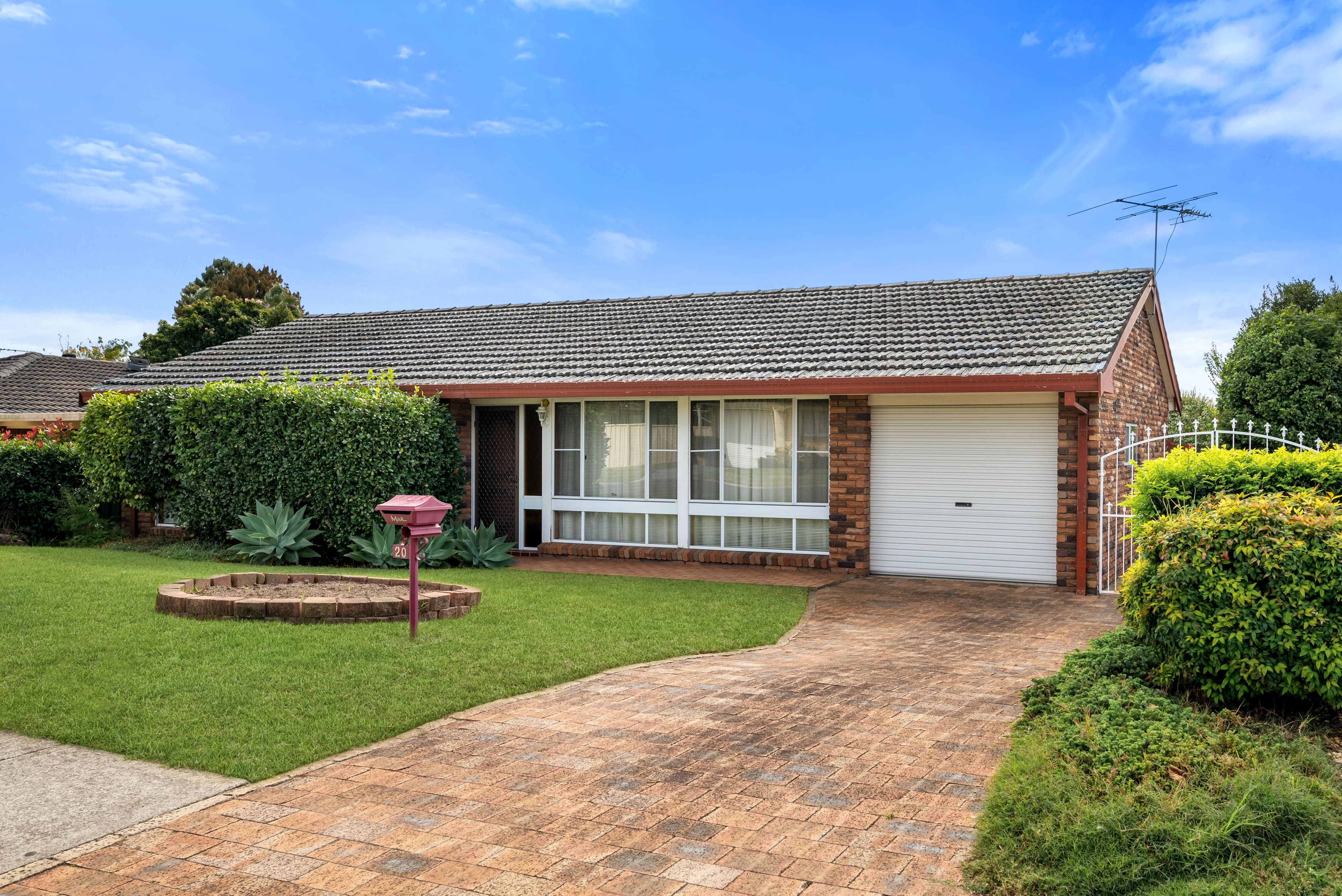 20 Victoria Road, Macquarie Fields NSW 2564, Macquarie Fields - Thumbnail 2