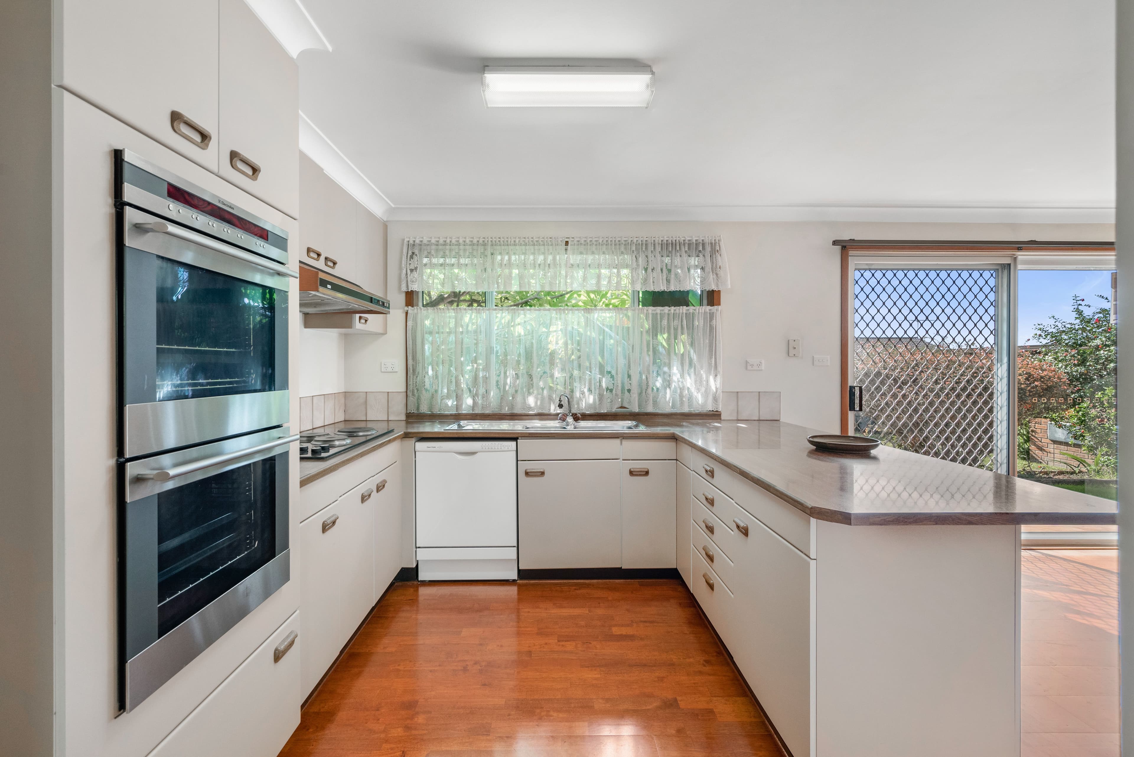 20 Victoria Road, Macquarie Fields NSW 2564, Macquarie Fields - Thumbnail 7
