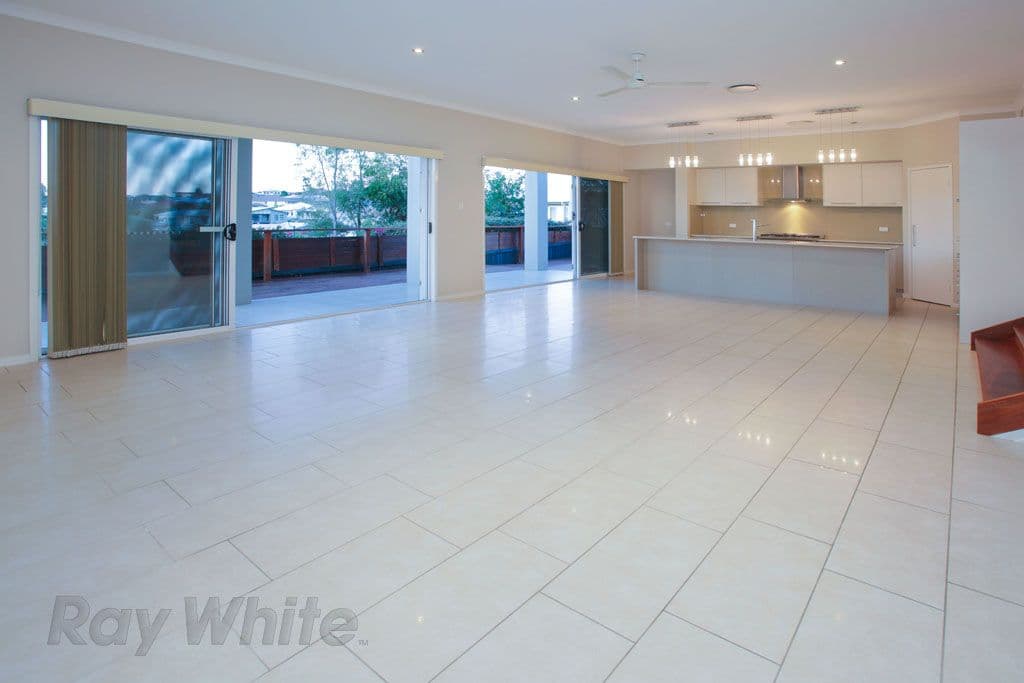 1 Riverine Drive, SPRINGFIELD LAKES QLD 4300, Springfield Lakes - Thumbnail 5