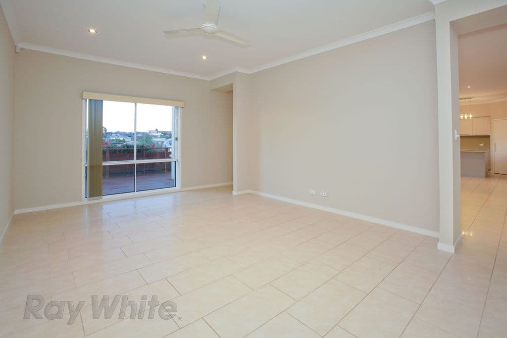1 Riverine Drive, SPRINGFIELD LAKES QLD 4300, Springfield Lakes - Thumbnail 8