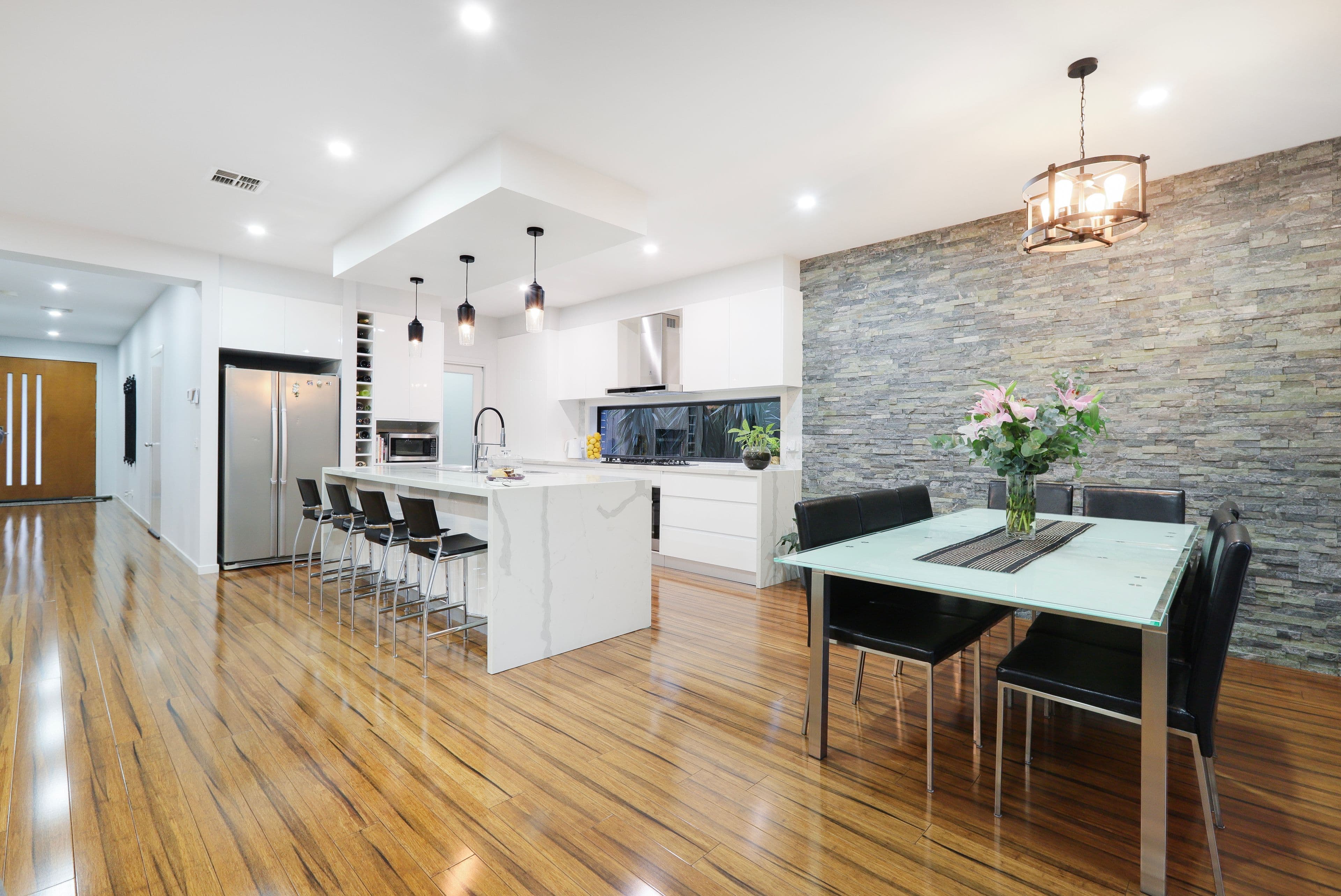 4 Montenegro Road, Greenvale VIC 3059, Greenvale - Thumbnail 7