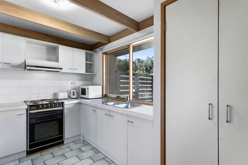 68 Elizabeth Avenue, Capel Sound VIC 3940, Capel Sound - Thumbnail 4