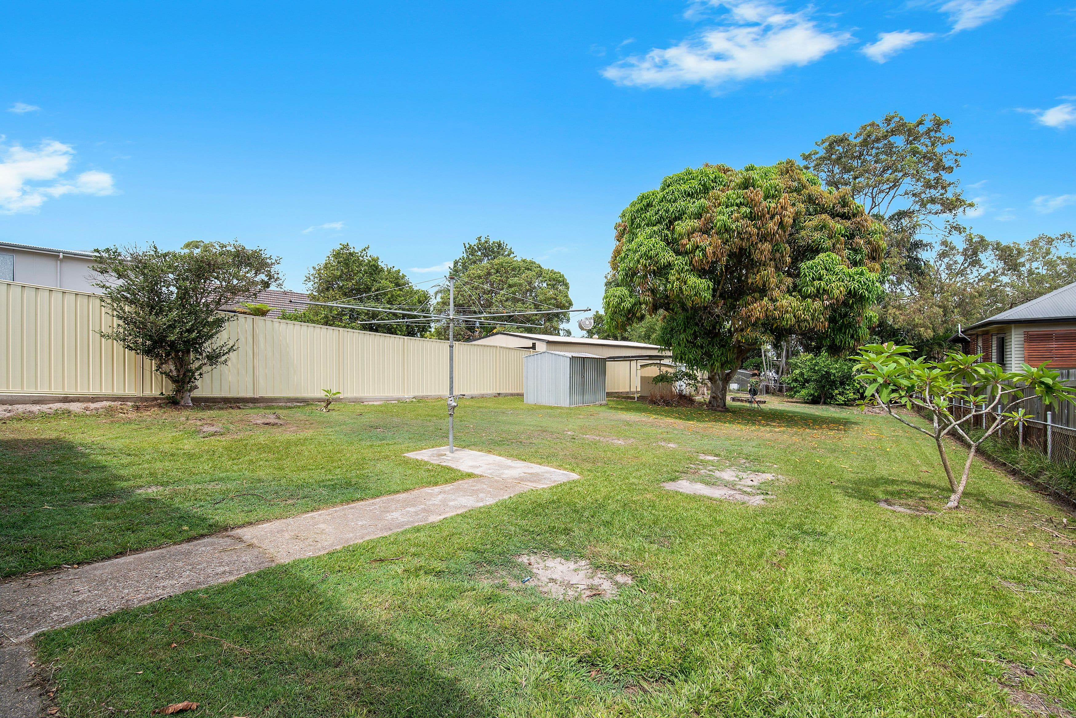 207 Macdonnell Road, Clontarf QLD 4019, Clontarf - Thumbnail 2