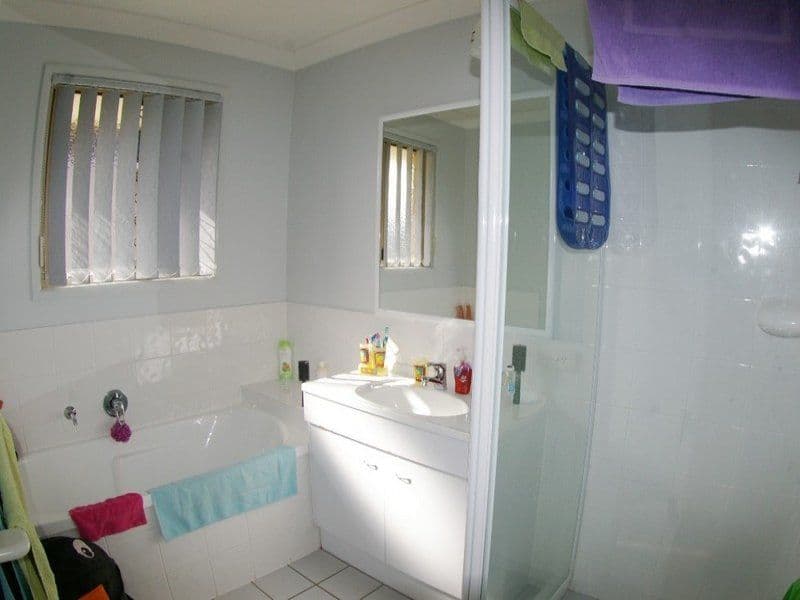 16 Embassy Street, DECEPTION BAY QLD 4508, Deception Bay - Thumbnail 2