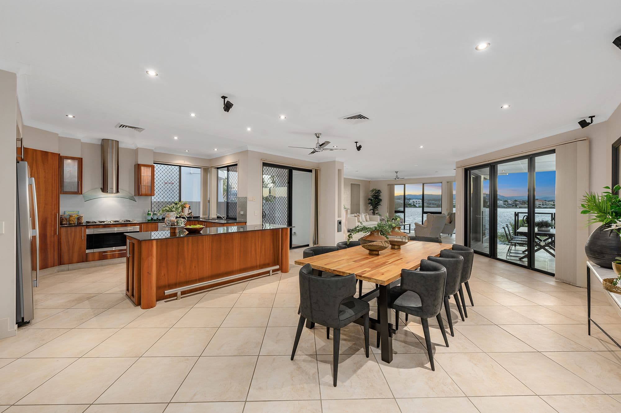 123 Edinburgh Road, Benowa QLD 4217, Benowa - Thumbnail 8