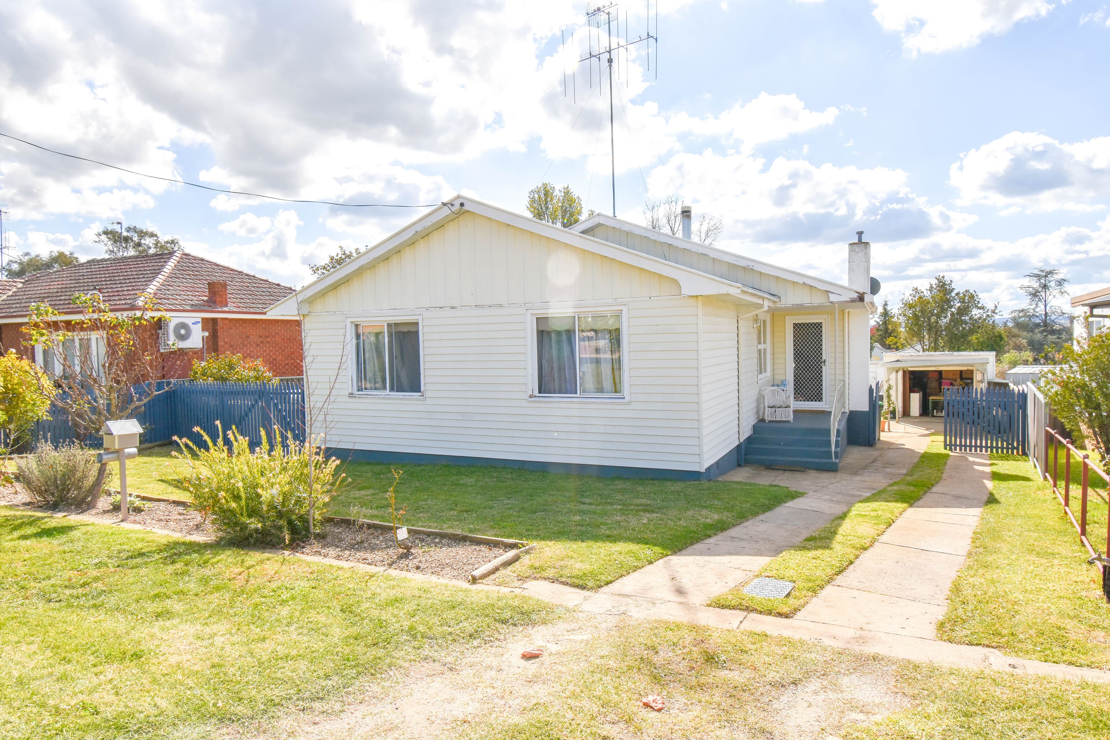 7 Rosehill Street, West Bathurst NSW 2795, West Bathurst - Image 1