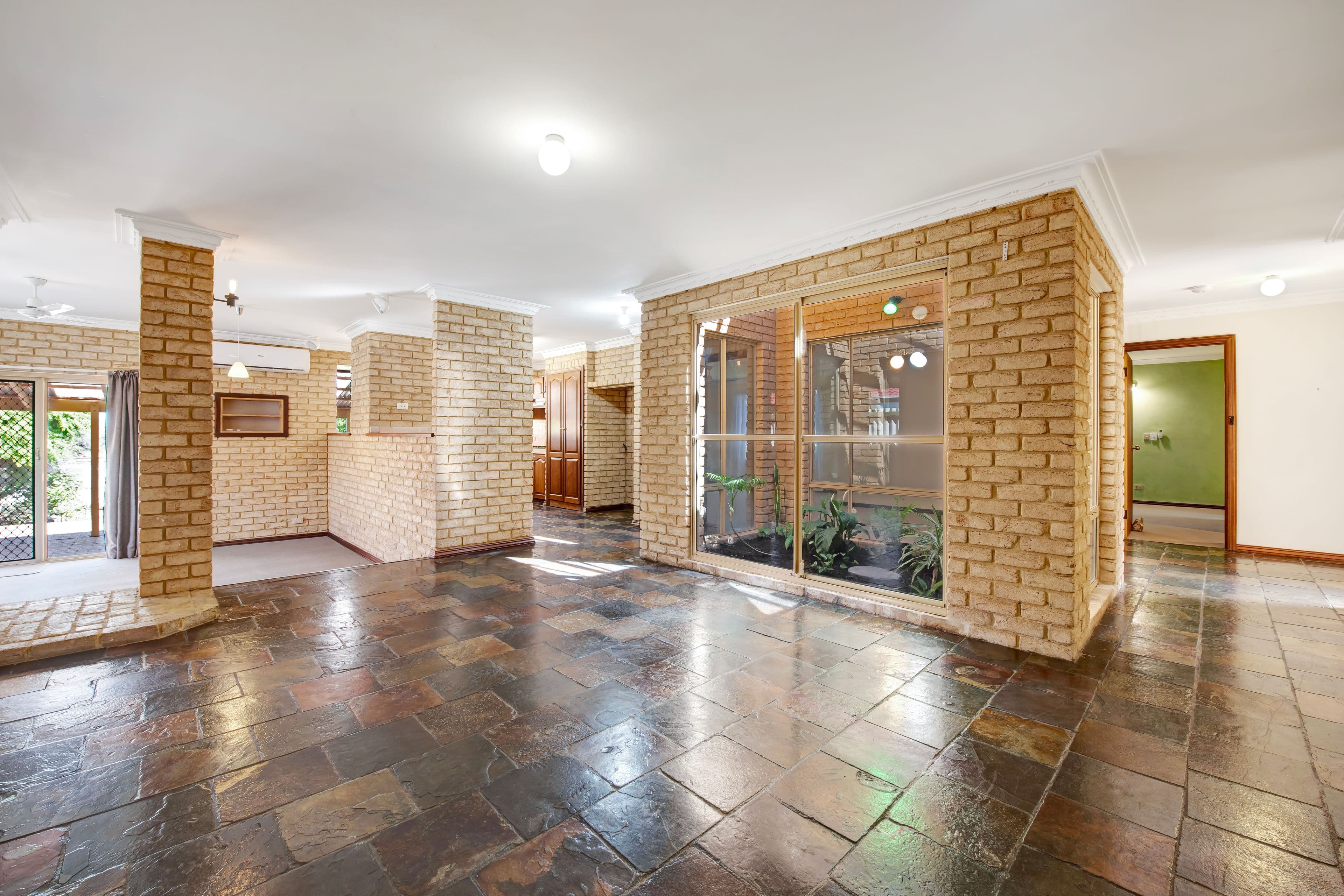 24 Glenview Street, Mount Tarcoola WA 6530, Mount Tarcoola - Thumbnail 4