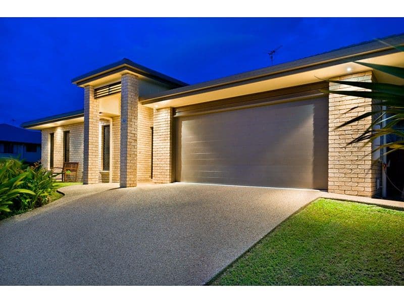 30 Julie Crescent, NORMAN GARDENS QLD 4701, Norman Gardens - Image 1