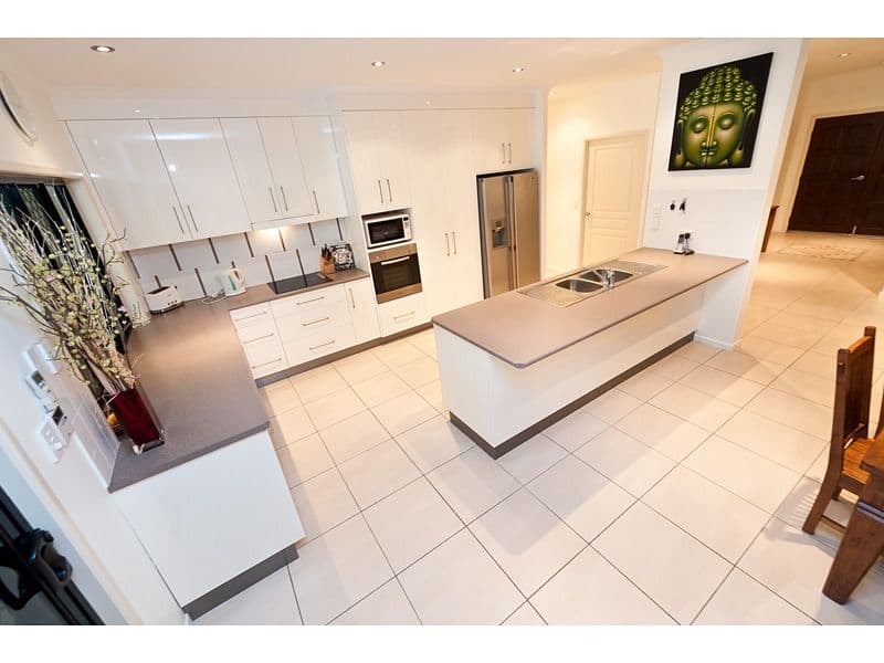 30 Julie Crescent, NORMAN GARDENS QLD 4701, Norman Gardens - Thumbnail 3