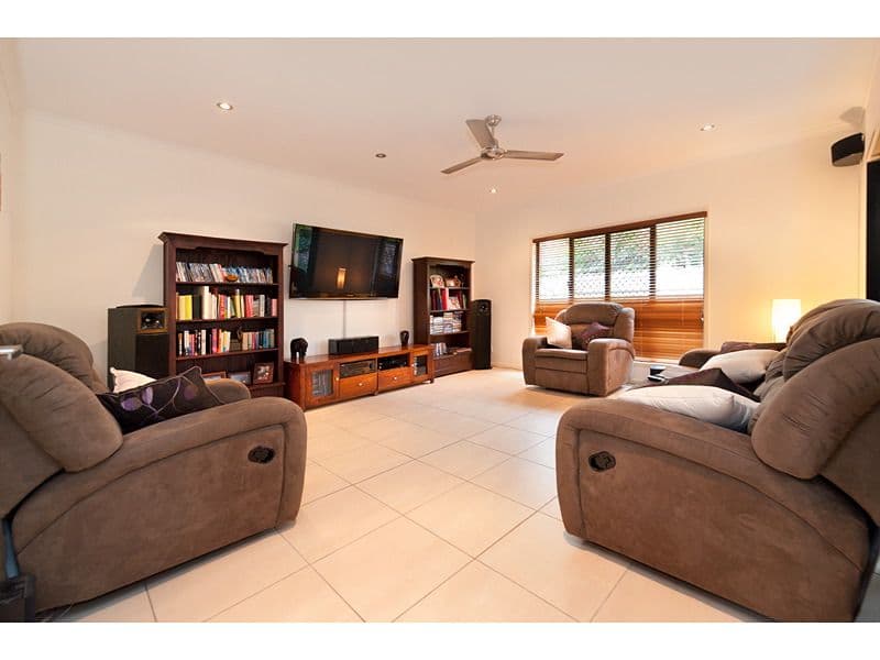 30 Julie Crescent, NORMAN GARDENS QLD 4701, Norman Gardens - Thumbnail 5