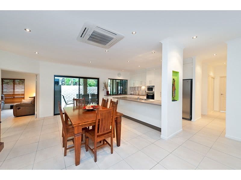 30 Julie Crescent, NORMAN GARDENS QLD 4701, Norman Gardens - Thumbnail 7