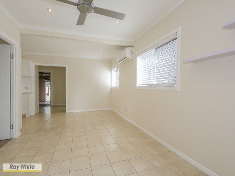 37 Bell Street, Woody Point QLD 4019, Woody Point - Thumbnail 8