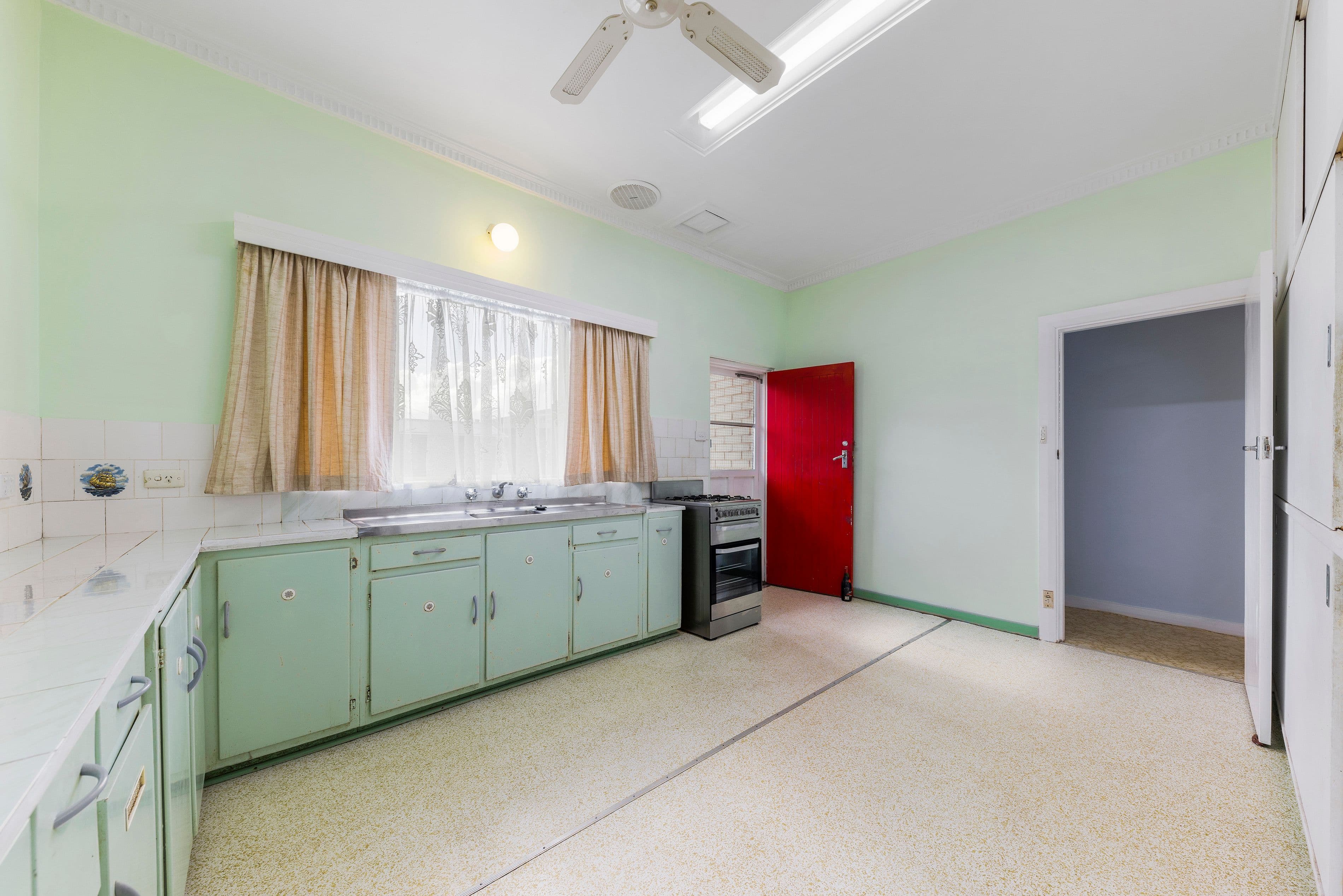 8 Branson Avenue, Clearview SA 5085, Clearview - Thumbnail 4