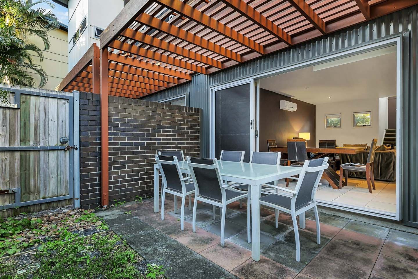 80 Moolyyir Street, Urangan QLD 4655, Urangan - Thumbnail 8