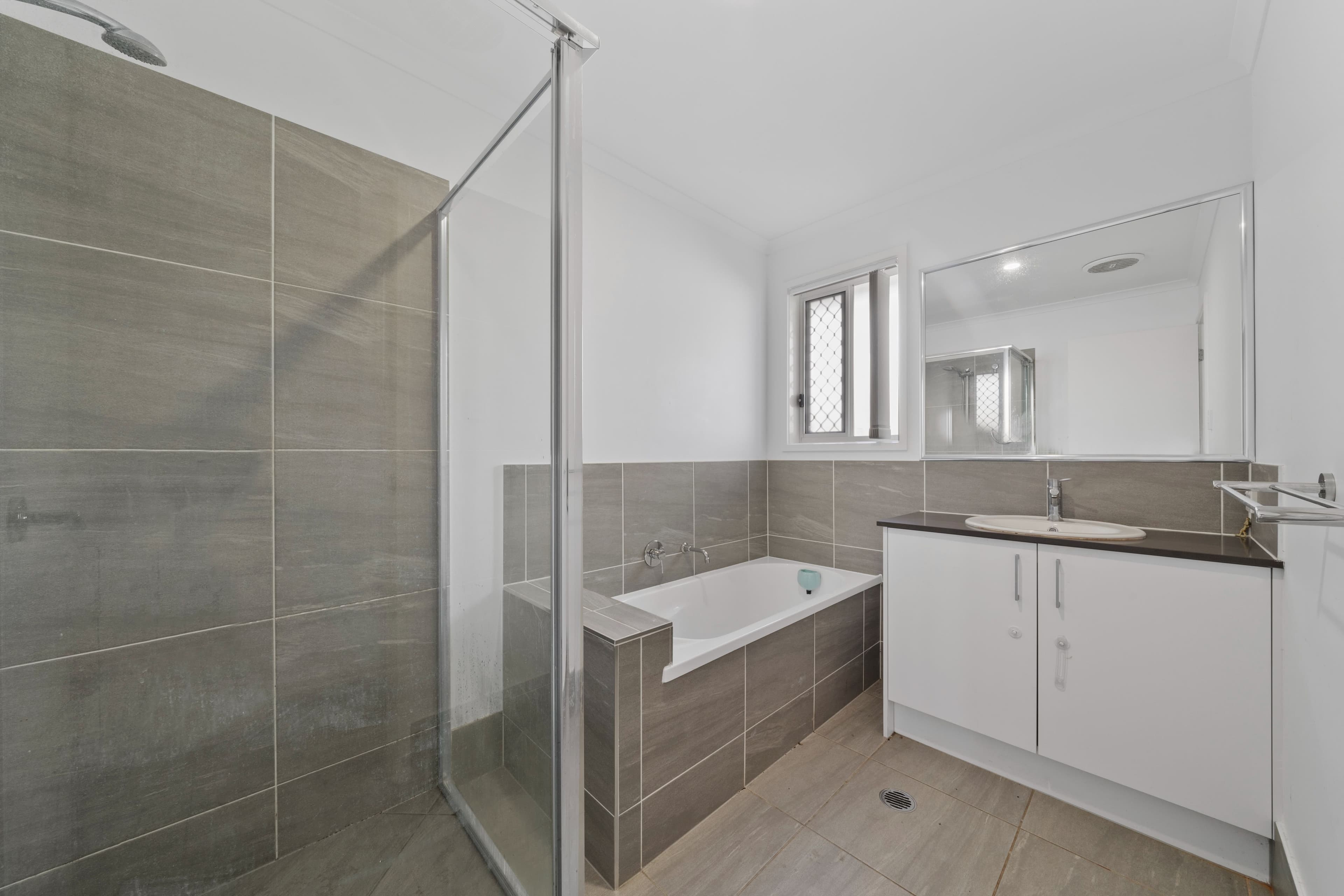 34 Almandin Street, Logan Reserve QLD 4133, Logan Reserve - Thumbnail 8