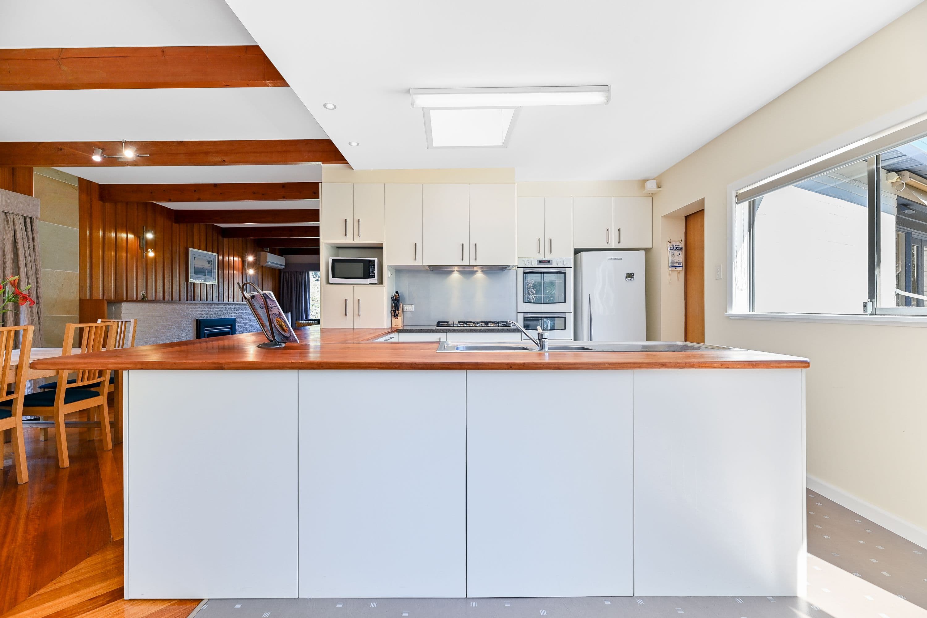 27 Old Eastern Court, Oakleigh South VIC 3167, Oakleigh South - Thumbnail 4