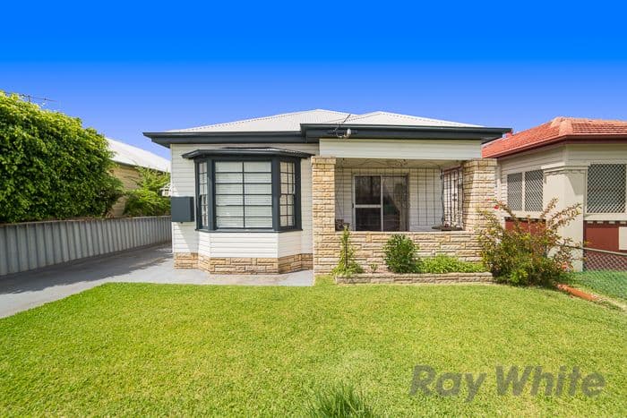 11 Georgetown Road, Georgetown NSW 2298, Georgetown - Thumbnail 2