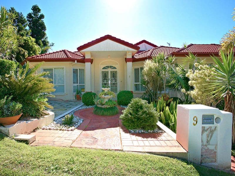9 Highvale Drive, Helensvale QLD 4212, Helensvale - Thumbnail 2