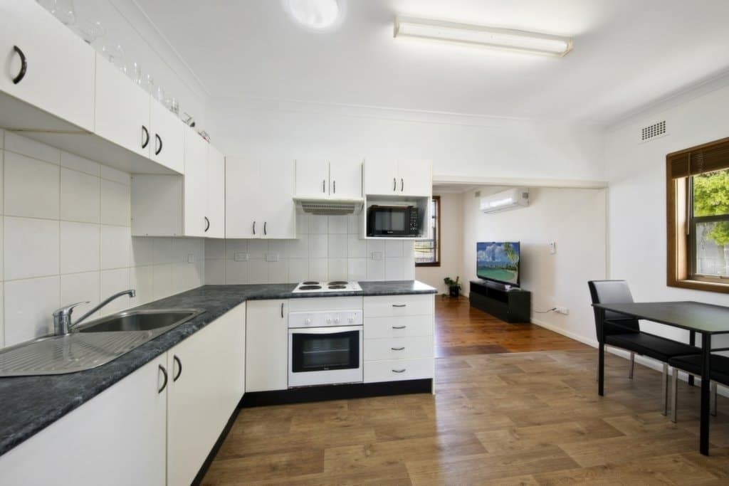 53 Second Avenue, Rutherford - Thumbnail 3