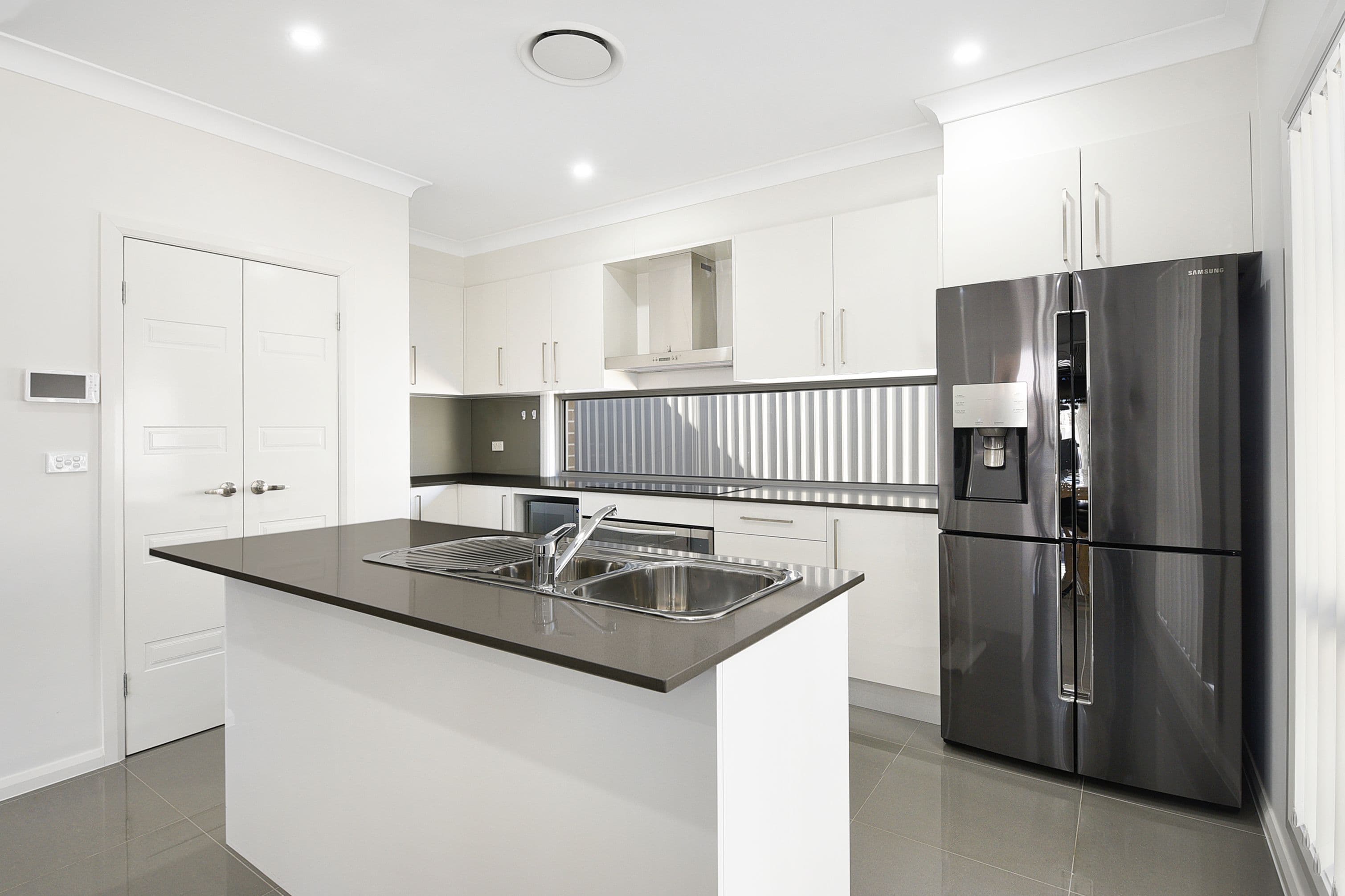 30 Rodeo Drive, Green Valley - Thumbnail 3