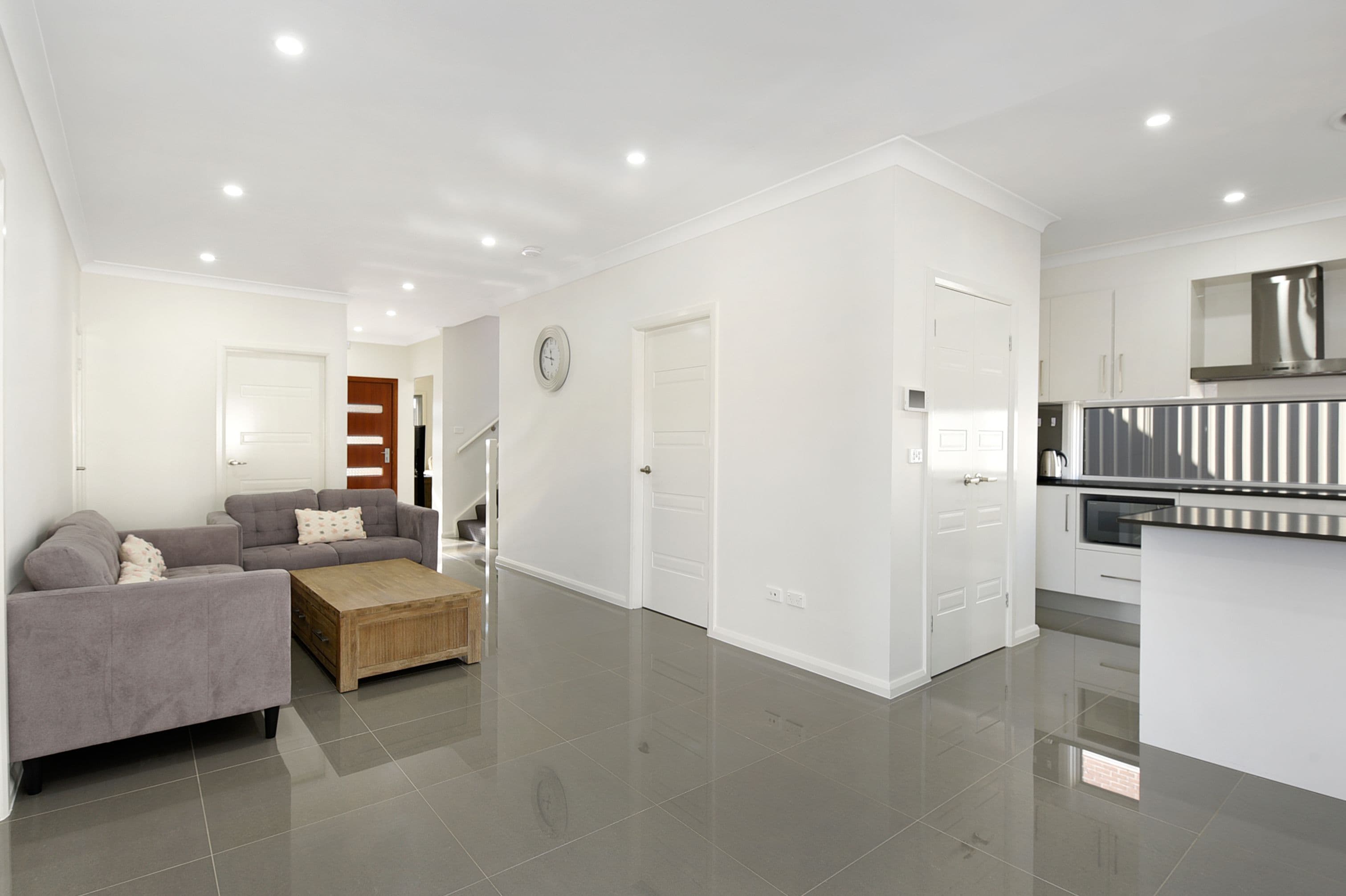 30 Rodeo Drive, Green Valley - Thumbnail 4