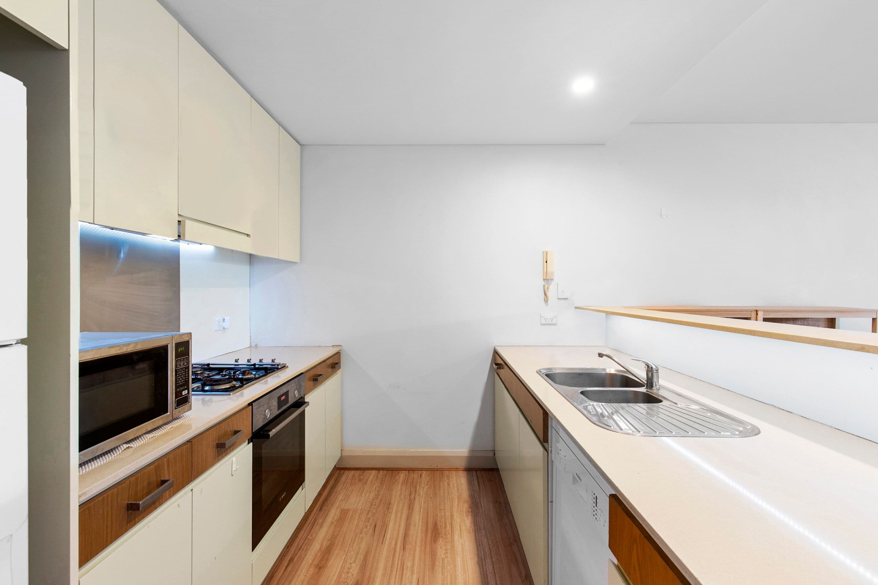 12 Loftus Street, Narrabeen NSW 2101, Narrabeen - Thumbnail 2