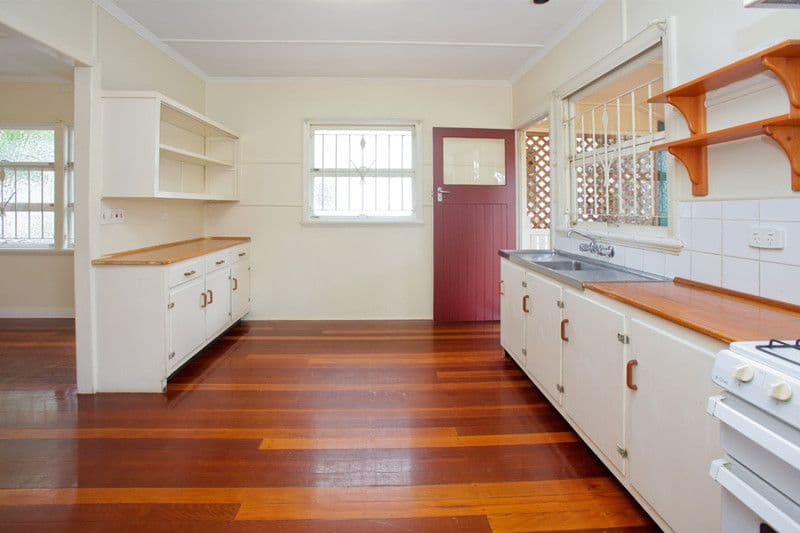 24 Corn Street, HOLLAND PARK WEST QLD 4121, Holland Park West - Thumbnail 3