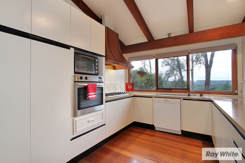 104 CHARLES Road, LILYDALE VIC 3140, Lilydale - Thumbnail 3