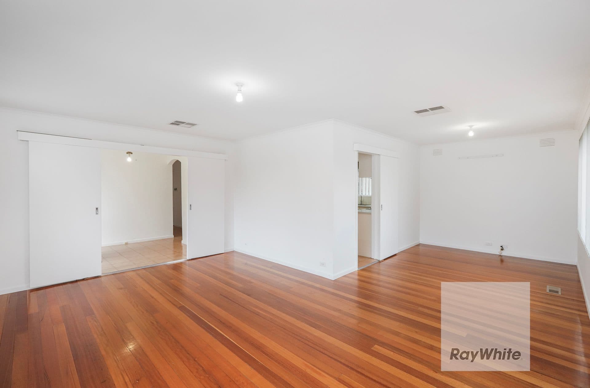 6 Bede Court, Gladstone Park VIC 3043, Gladstone Park - Thumbnail 2