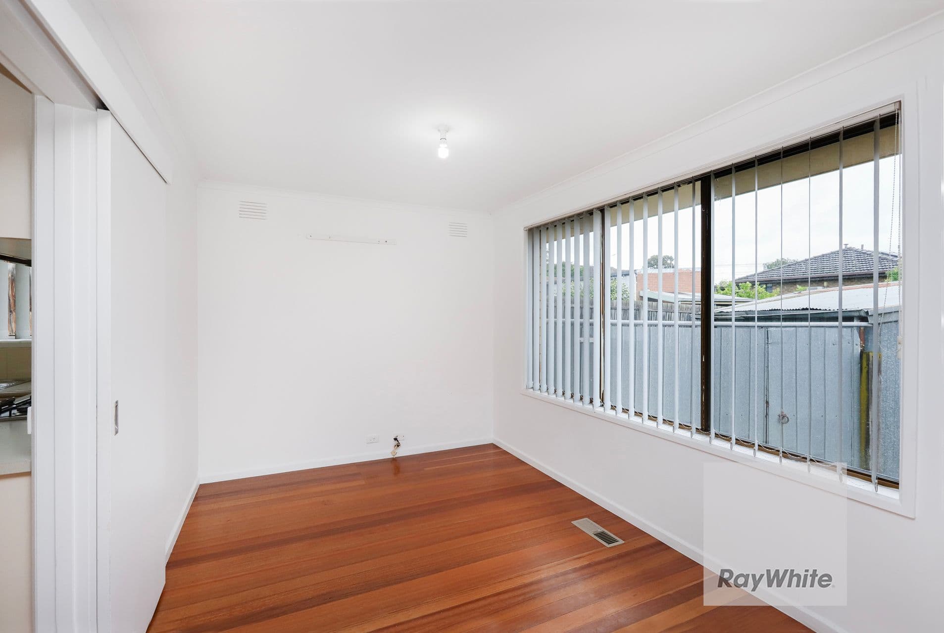 6 Bede Court, Gladstone Park VIC 3043, Gladstone Park - Thumbnail 4