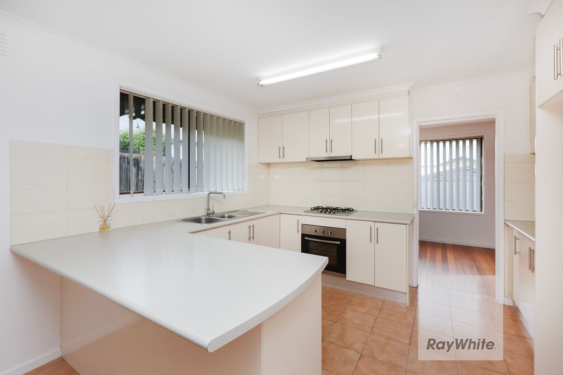 6 Bede Court, Gladstone Park VIC 3043, Gladstone Park - Thumbnail 5