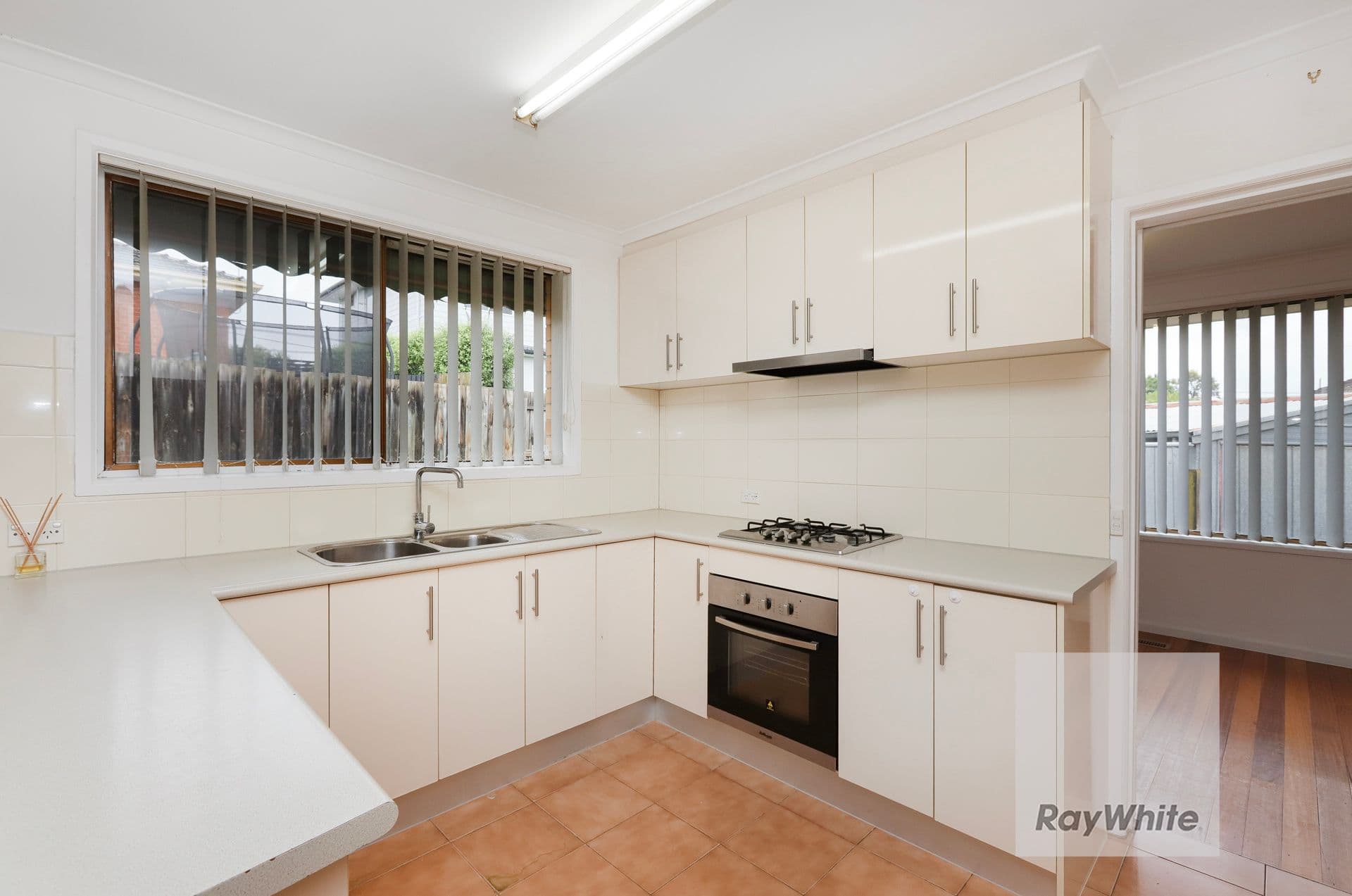 6 Bede Court, Gladstone Park VIC 3043, Gladstone Park - Thumbnail 6