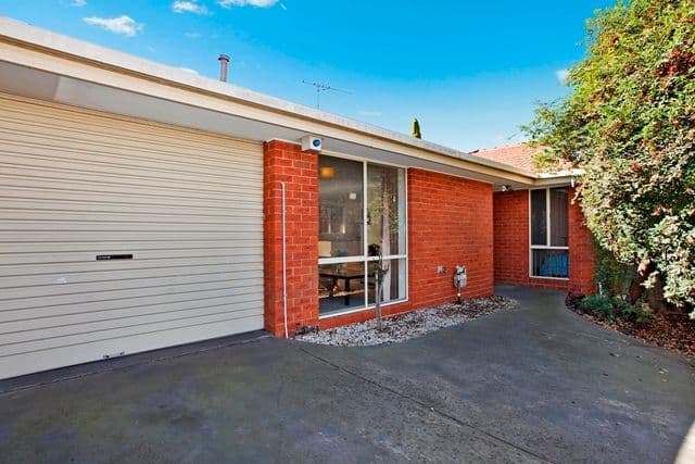 76B Purinuan Road, RESERVOIR VIC 3073, Reservoir - Thumbnail 2