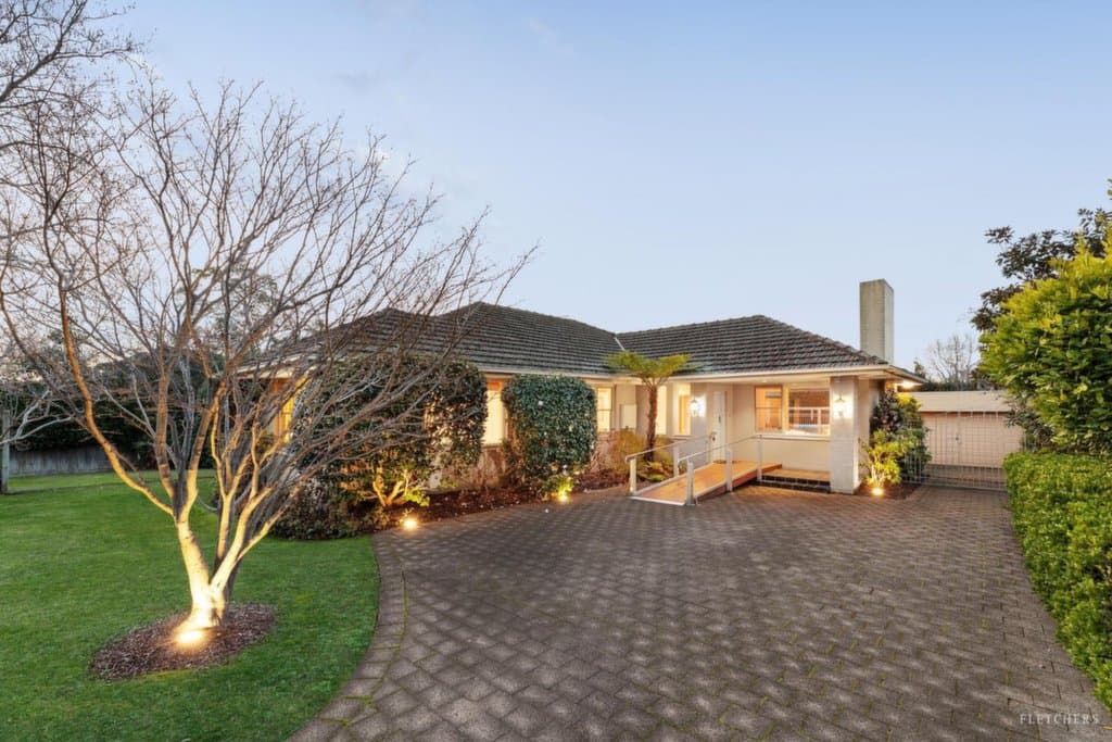 7 Trafalgar Street, Mont Albert - Image 1