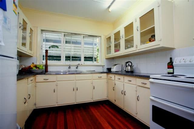 18 Rockingham Street, MOUNT GRAVATT QLD 4122, Mount Gravatt - Thumbnail 2