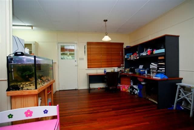 18 Rockingham Street, MOUNT GRAVATT QLD 4122, Mount Gravatt - Thumbnail 5