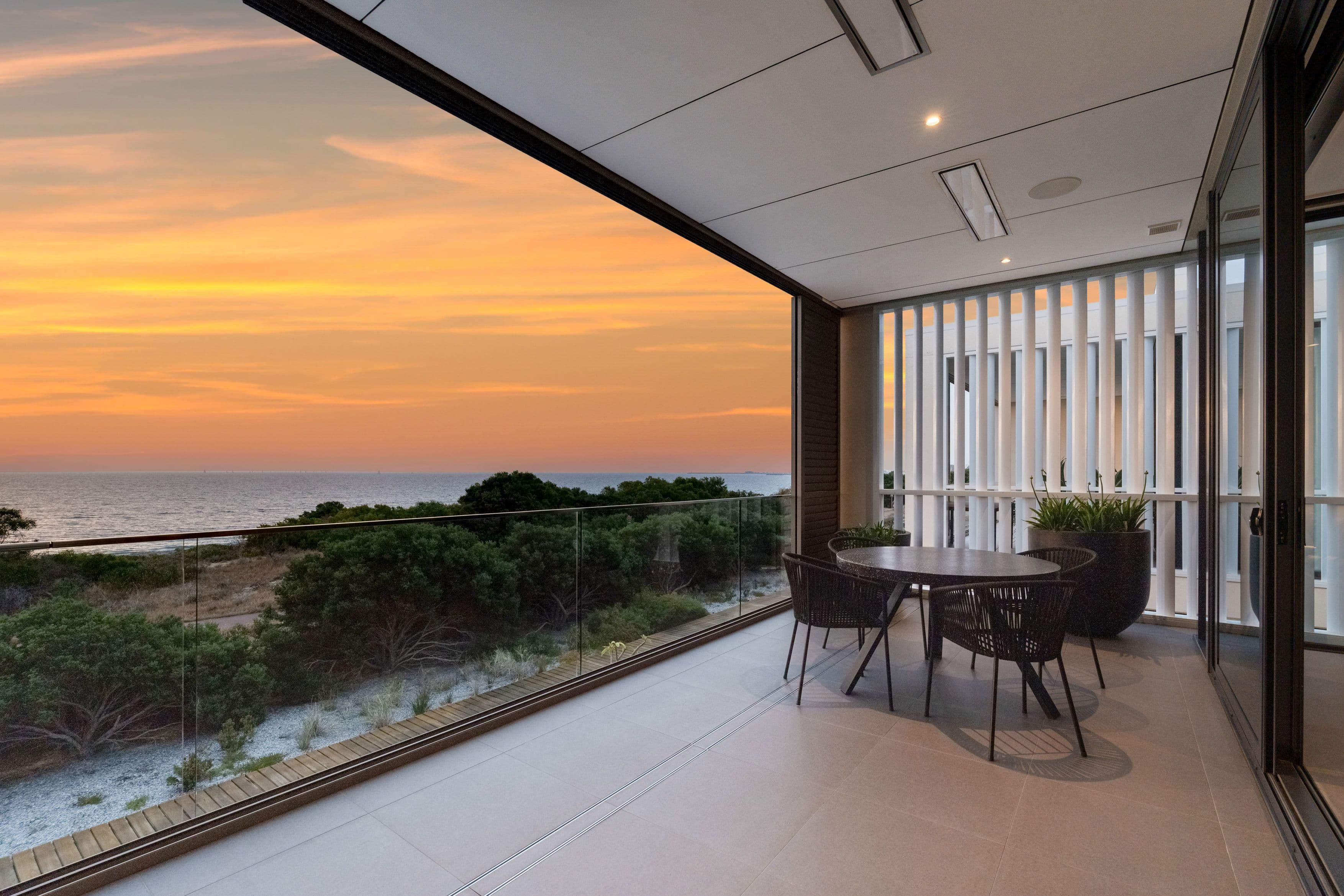 67 Ocean Drive, North Coogee WA 6163, North Coogee - Thumbnail 3