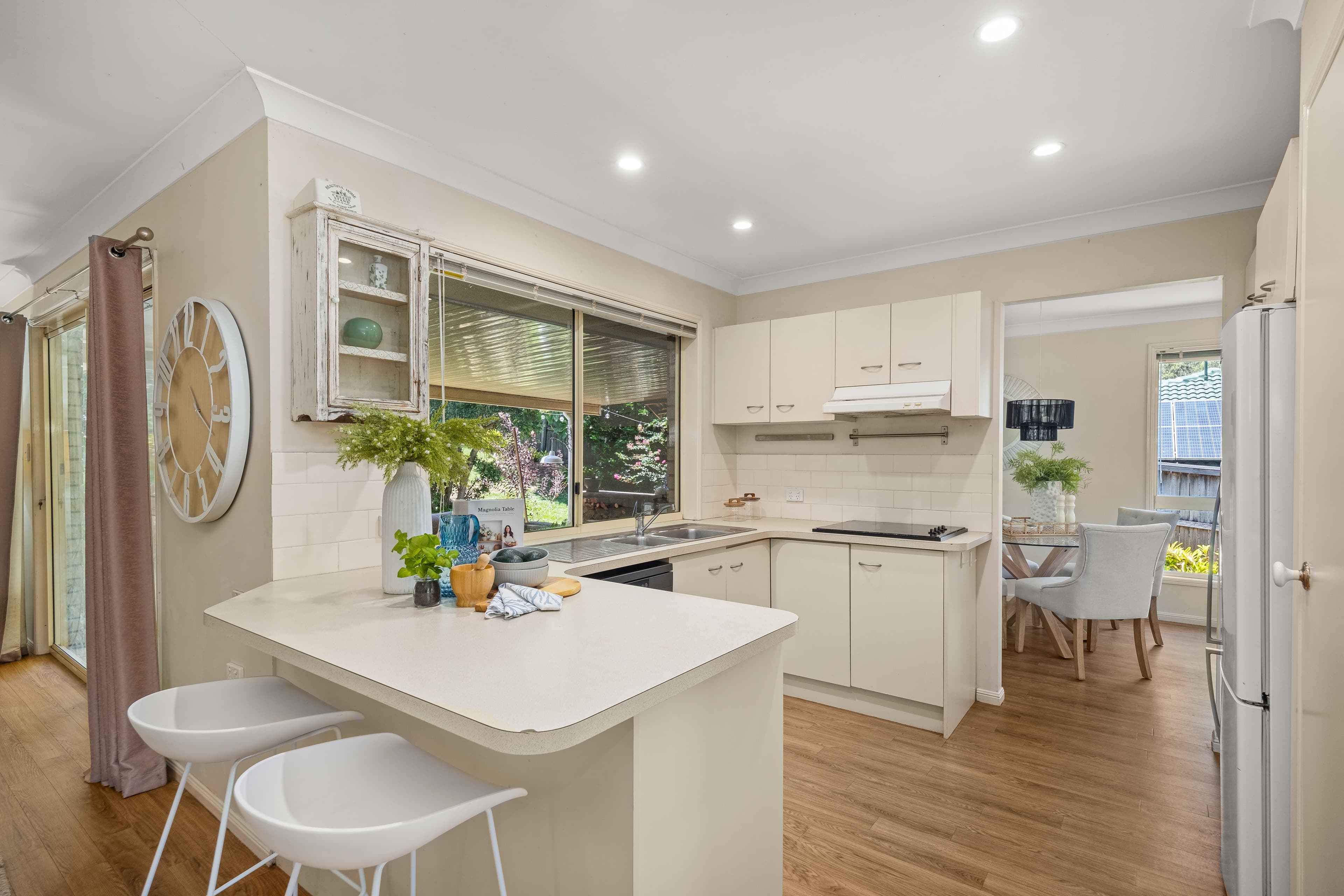 15 Greenock Place, Ferny Grove QLD 4055, Ferny Grove - Thumbnail 2
