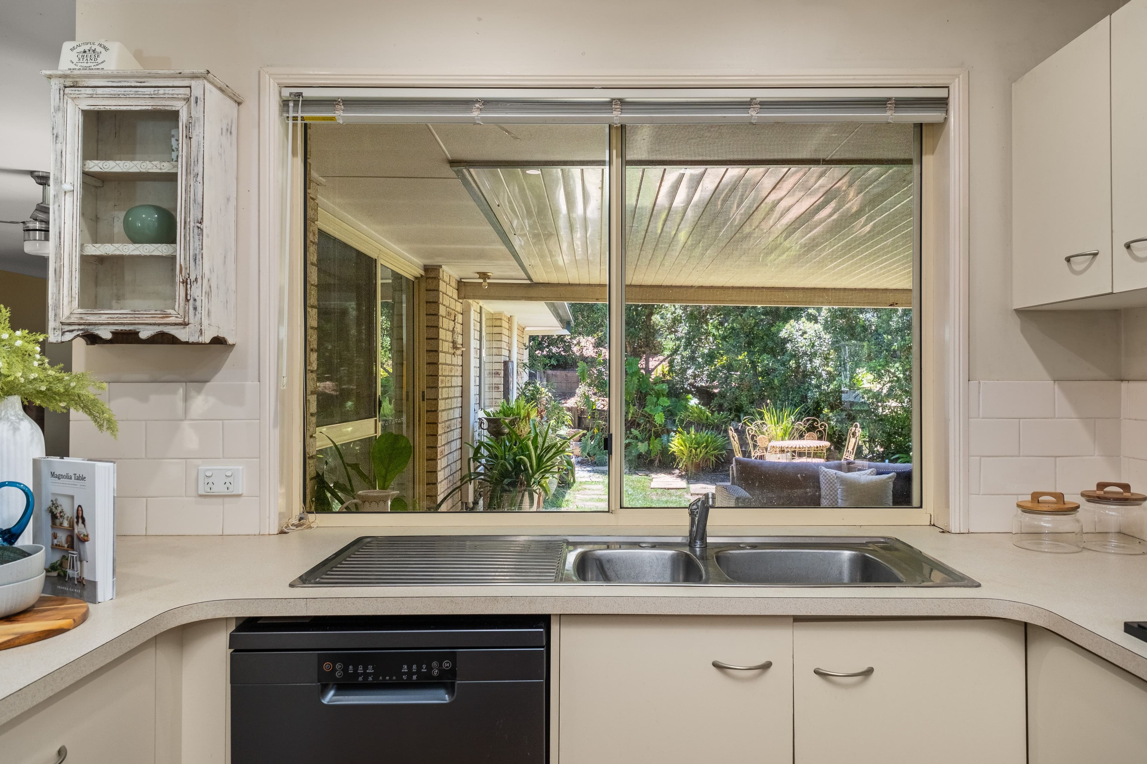 15 Greenock Place, Ferny Grove QLD 4055, Ferny Grove - Thumbnail 3