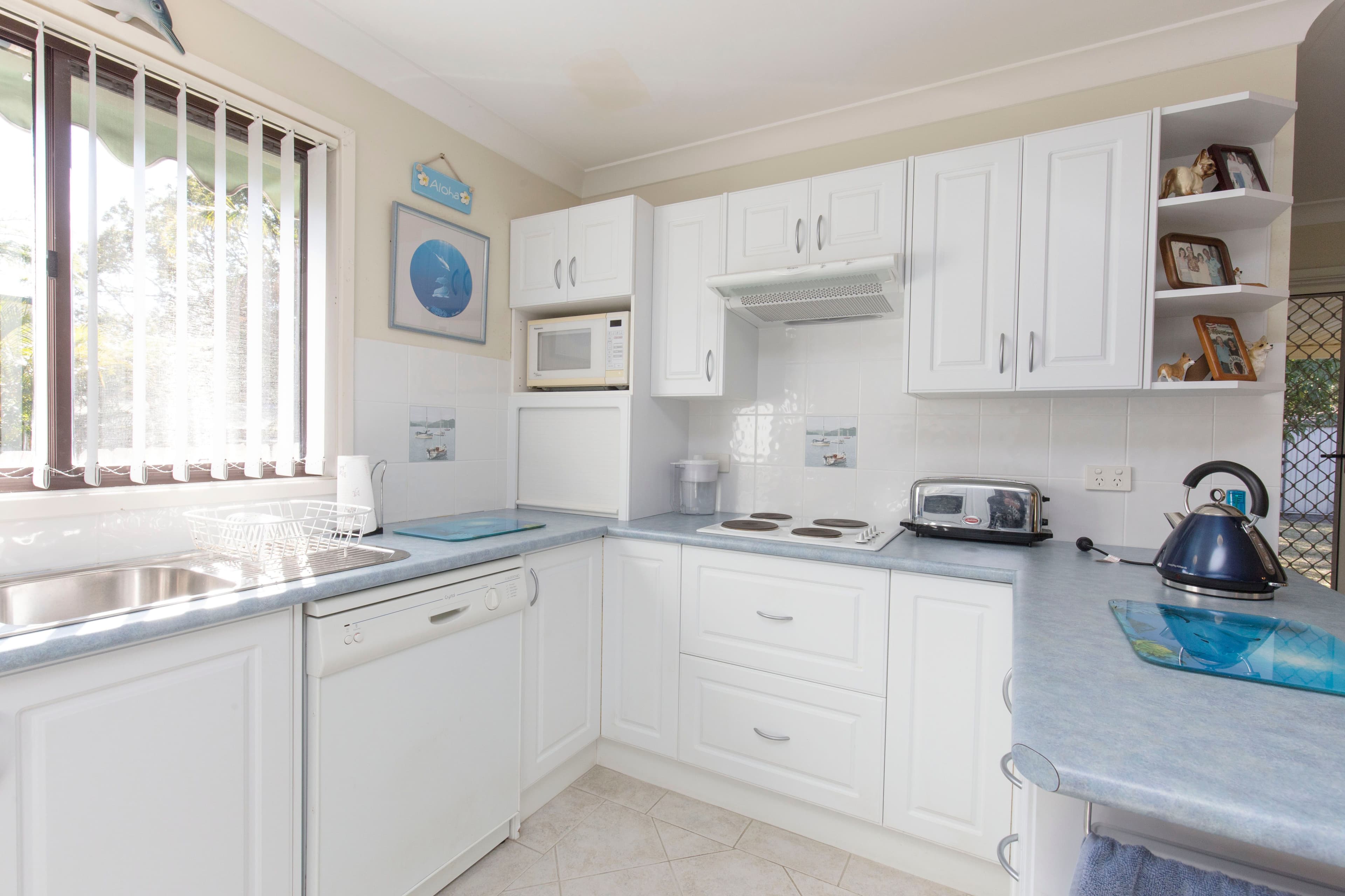 36 Kurrawong Avenue, Hawks Nest - Thumbnail 3